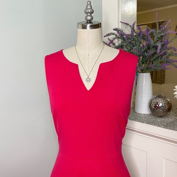 The Limited V-Neck Fit & Flare Skater Dress Hot Pink XS - Picture 3 of 9